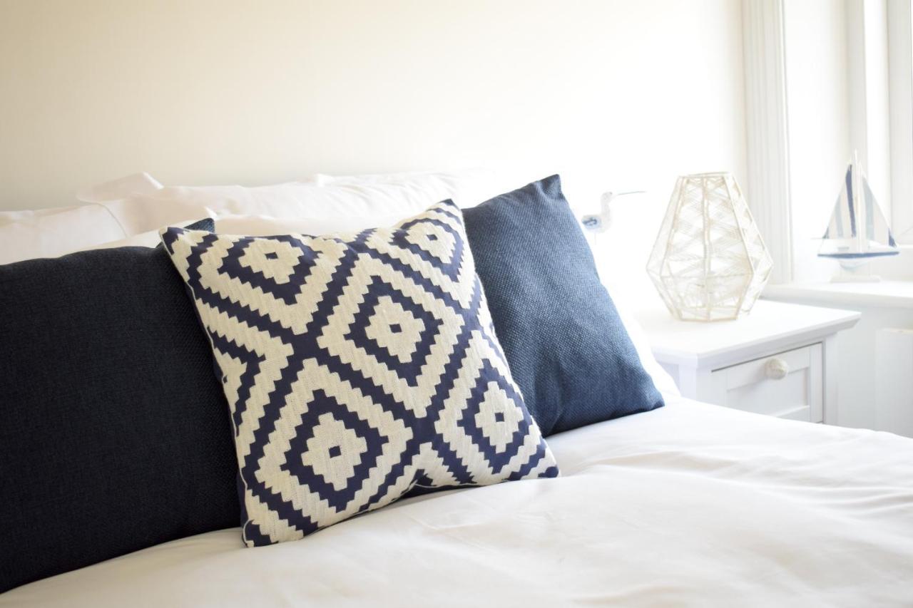 The Bay Beach Apartments 본머스 외부 사진